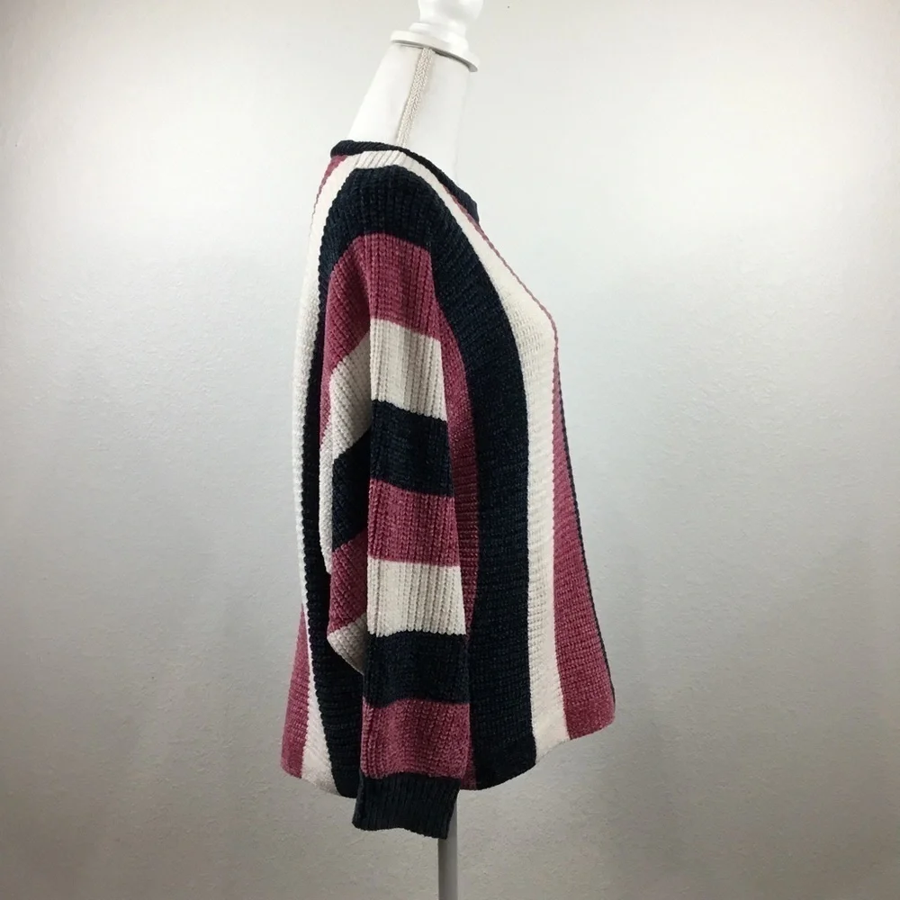 SOLITAIRE by Ravi Khosla Super Soft Striped Sweater Size Medium - Picture 3 of 6